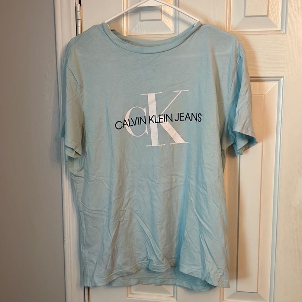 Turquoise Calvin Klein tee